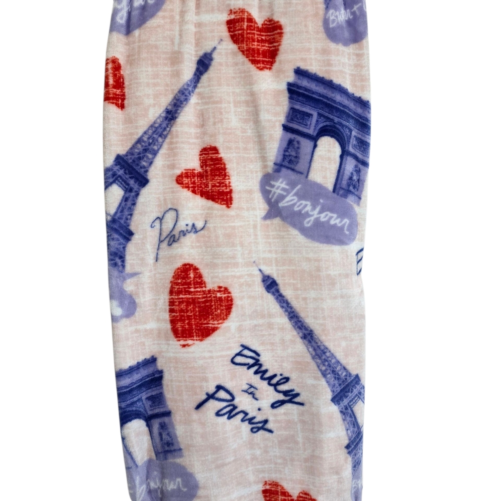 Emily In Paris Heart of Paris Ultra Soft Plush Fleece Throw Blanket RARE - Picture 2 of 5